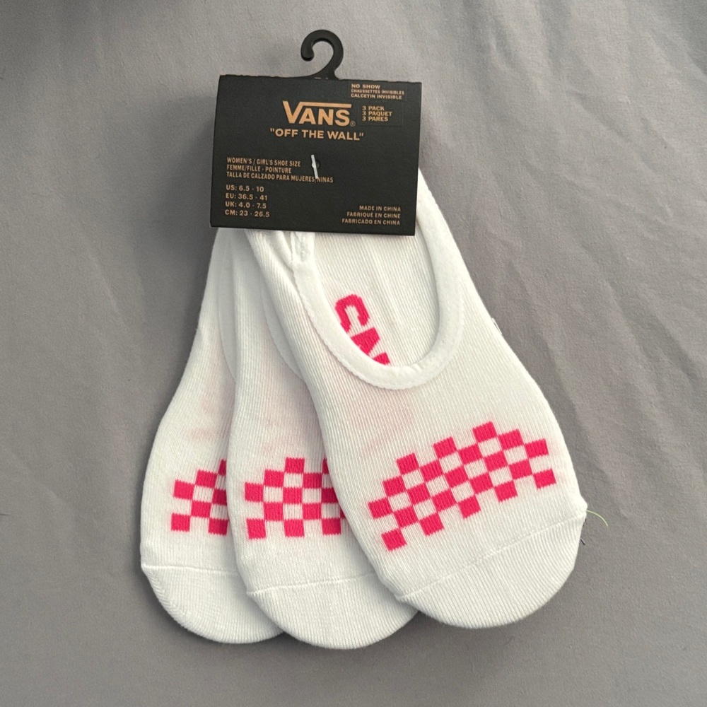 Vans White No-Show Socks with Pink Checkerboard Accent
